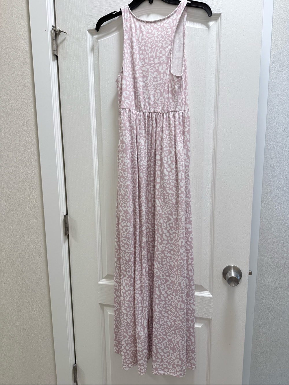 Pink and White Animal Print Sleeveless Maxi Dress - Picture 4 of 6